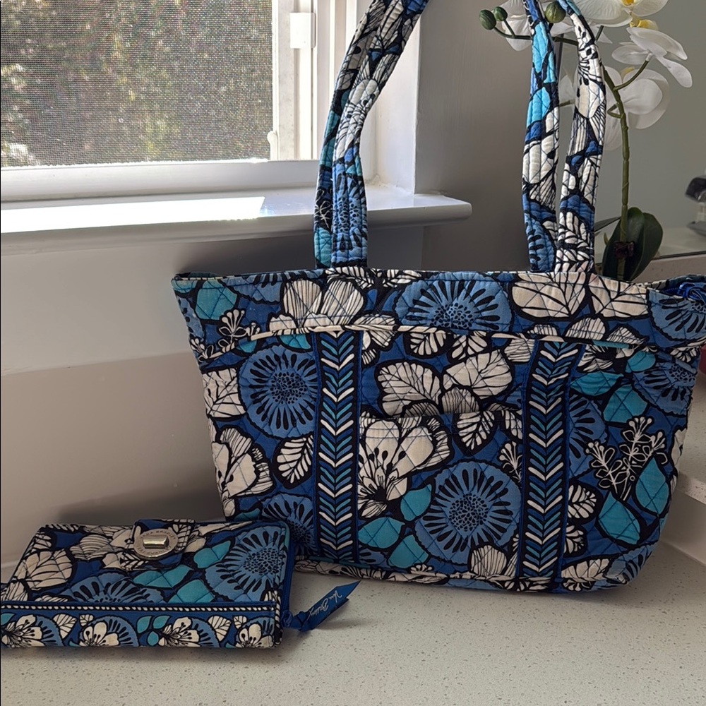 Vera Bradley Blue and White Floral Matching Tote & Wallet